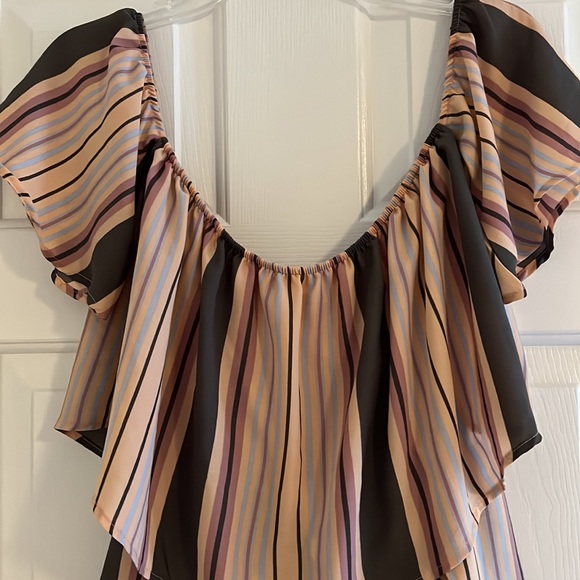 Romper - Picture 2 of 3